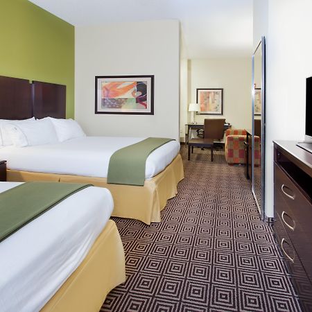 Holiday Inn Express Rome-East By Ihg Bagian luar foto