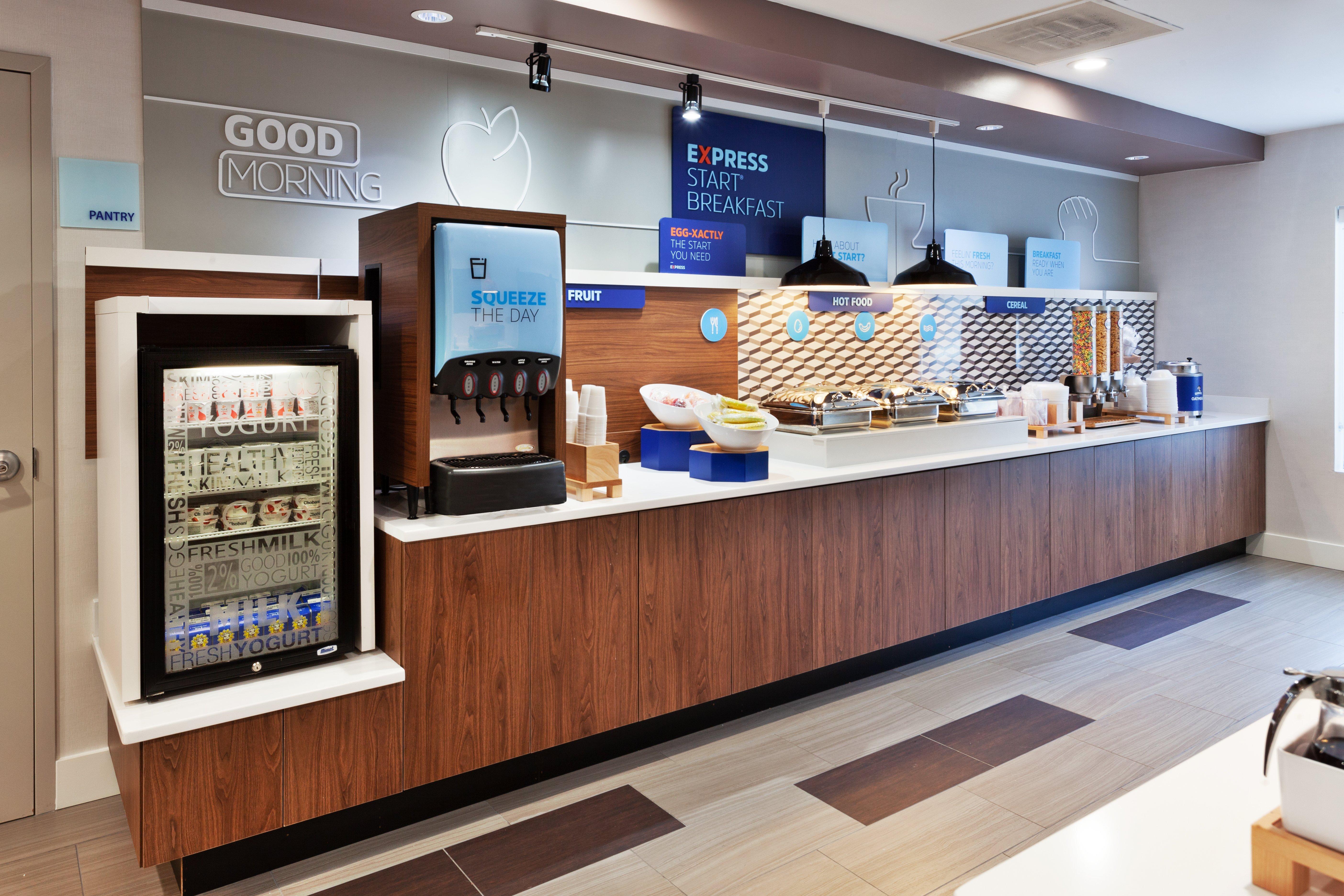Holiday Inn Express Rome-East By Ihg Bagian luar foto